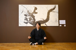 【インタビュー】「武田双雲展 煌めき」書道家・武田双雲氏の作品にかける想いとは