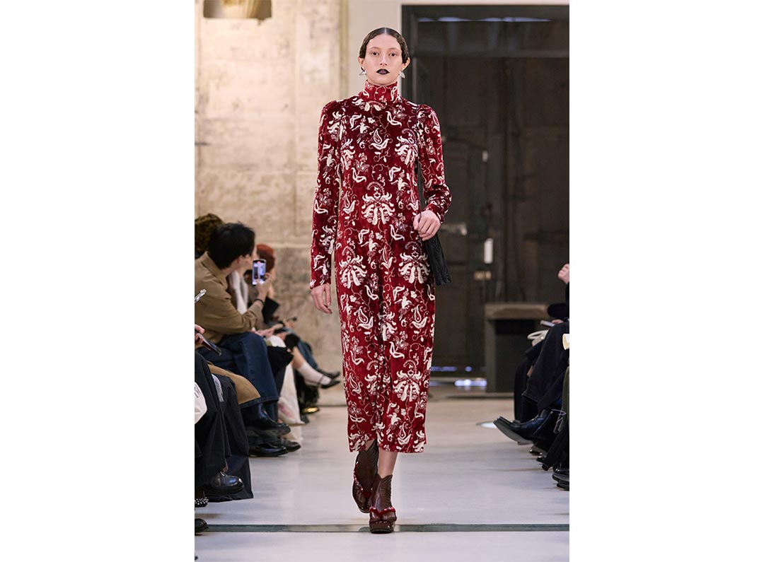 Mame Kurogouchi ベロア フレアスリーブ トップス ブラウス マメ 8月18日(木)20：00～パリゴオンラインにて販売開始