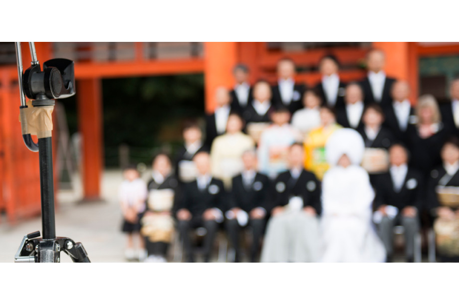 結婚式に列席する方の服装マナー