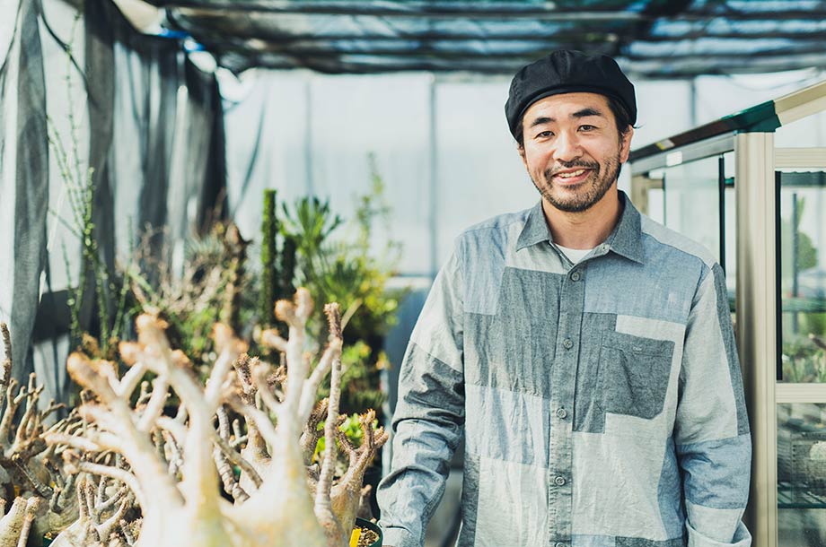 大人がハマる塊根植物、ブームの火付け役「ボタナイズ」横町 健が語る魅力と楽しみ方