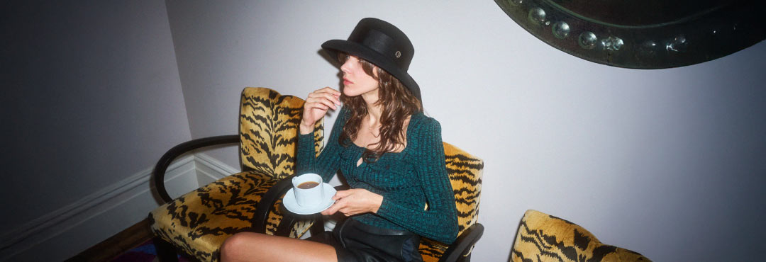 【試着のみ美品】シャポードオー バックリボン クロッシェ 試着のみ美品】シャポードオー バックリボン クロッシェ 帽子